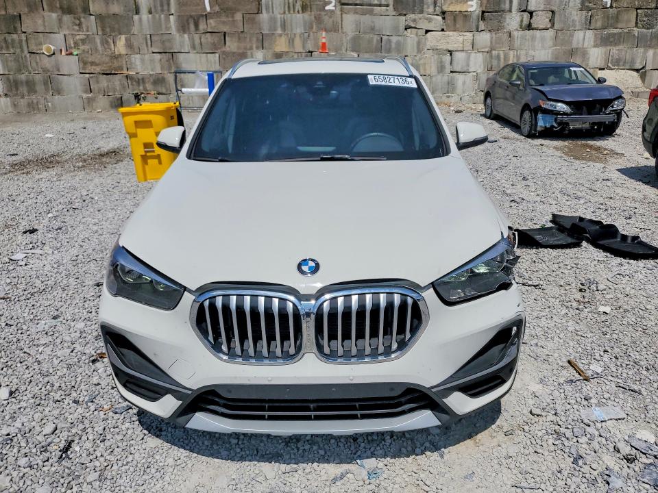 65827136 :رقم المزاد ، WBXJG9C00M5U43700 vin ، 2021 Bmw X1 مزاد بيع
