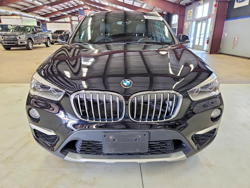 2017 Bmw X1 მანქანა იყიდება აუქციონზე, vin: WBXHT3C37H5F85875, აუქციონის ნომერი: 66553846