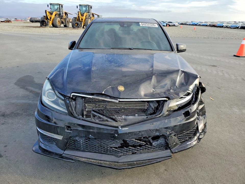 Продаж на аукціоні авто 2013 Mercedes-benz C, vin: WDDGF7HB8DA742048, номер лоту: 64252336