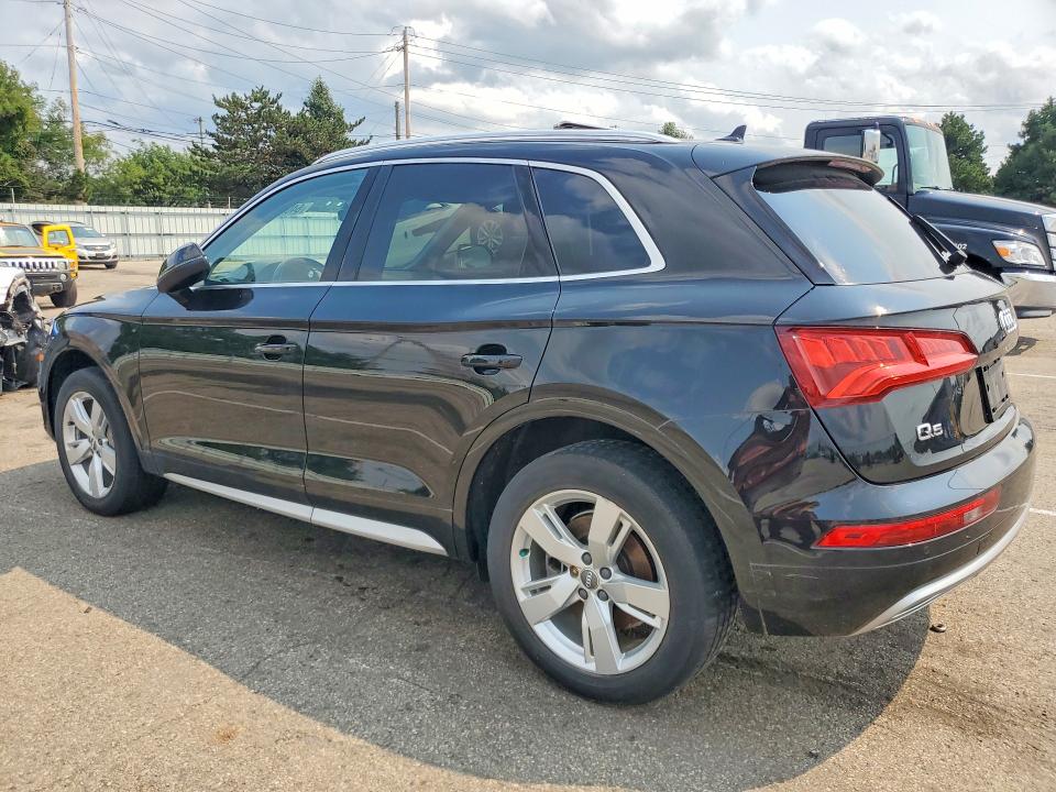 Продаж на аукціоні авто 2018 Audi Q5, vin: WA1BNAFY3J2134286, номер лоту: 64021236