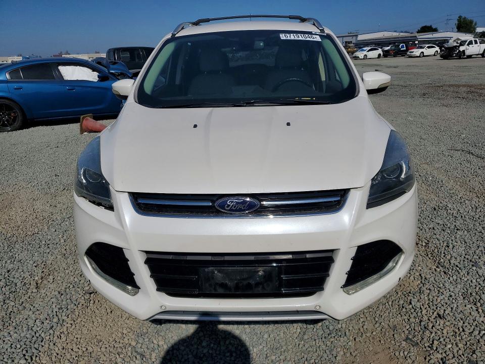 67191046 :رقم المزاد ، 1FMCU9J96EUB62696 vin ، 2014 Ford Escape مزاد بيع