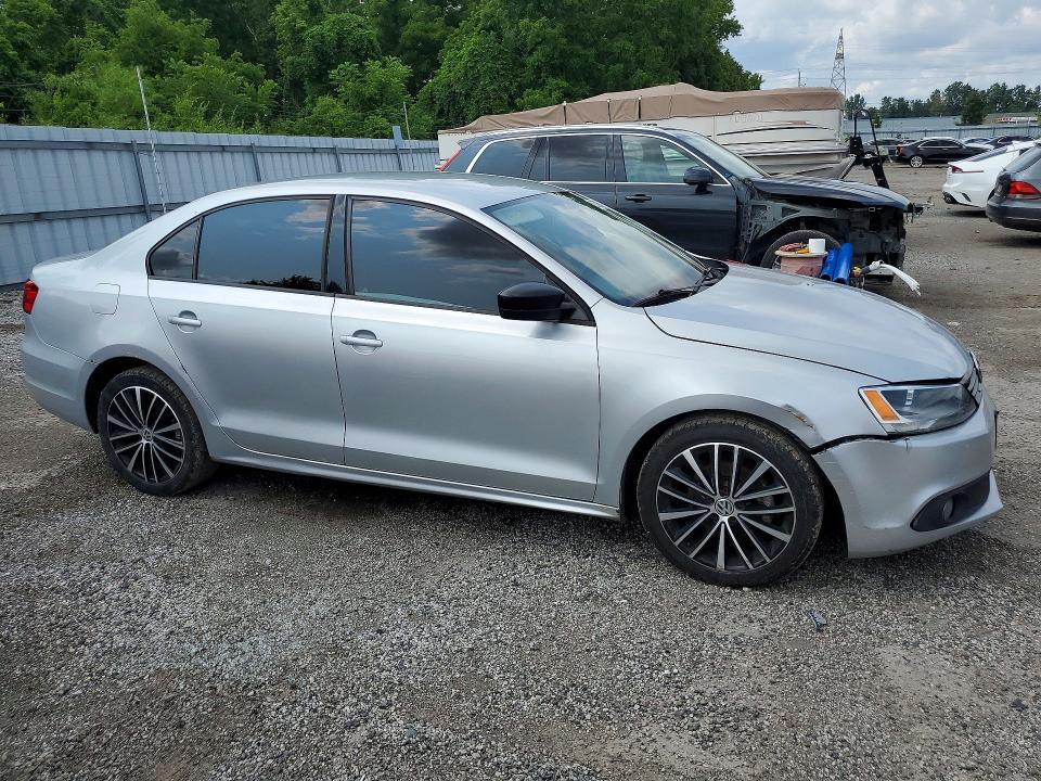 63722606 :رقم المزاد ، 3VW2K7AJ0DM403799 vin ، 2013 Volkswagen Jetta مزاد بيع
