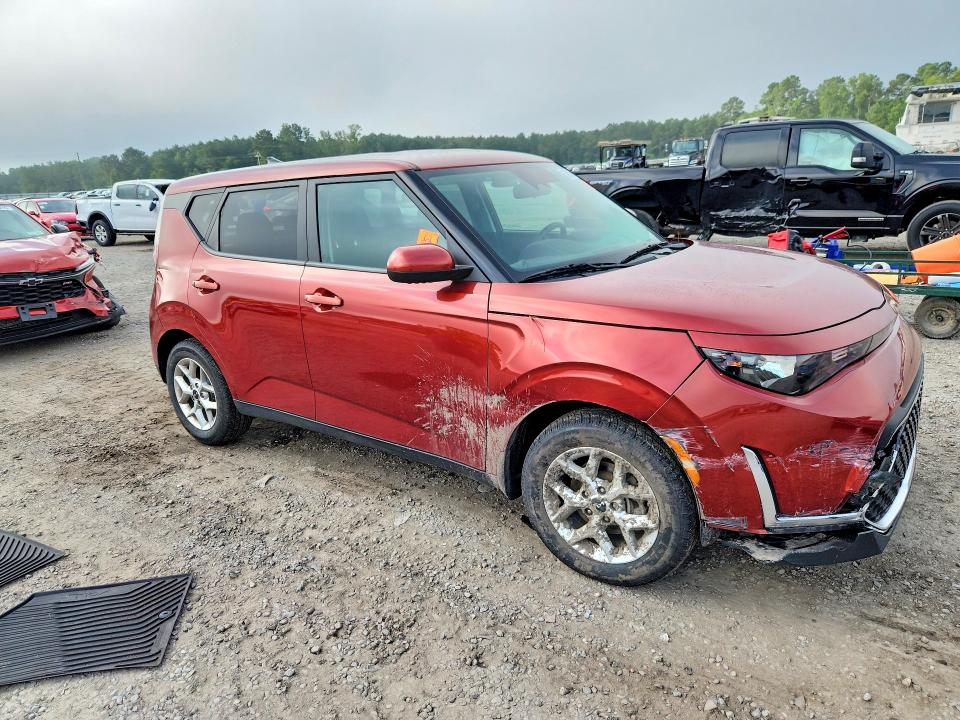 63907126 :رقم المزاد ، KNDJ23AU2P7874918 vin ، 2023 Kia Soul مزاد بيع