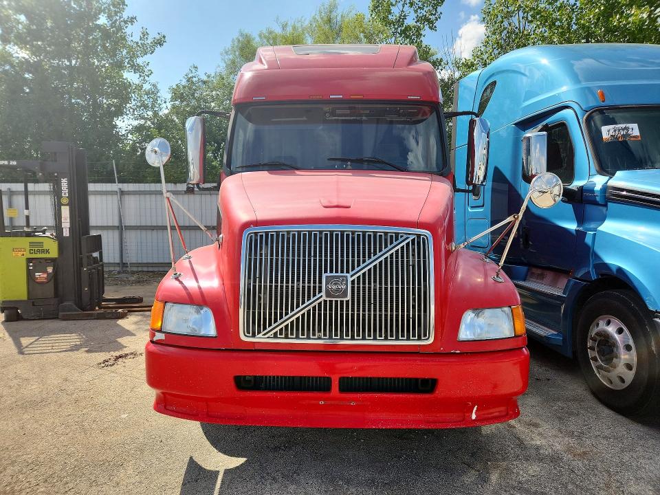 Aukcja sprzedaży 2000 Volvo Vnl, vin: 4V4ND1JH9YN249016, numer aukcji: 66760766