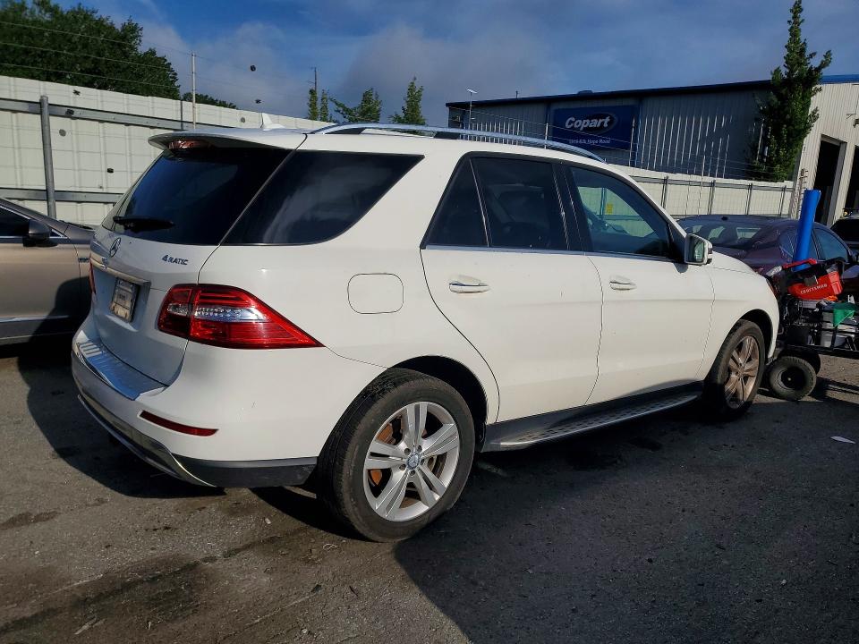 63855616 :رقم المزاد ، 4JGDA5HB0FA490035 vin ، 2015 Mercedes-benz Ml مزاد بيع