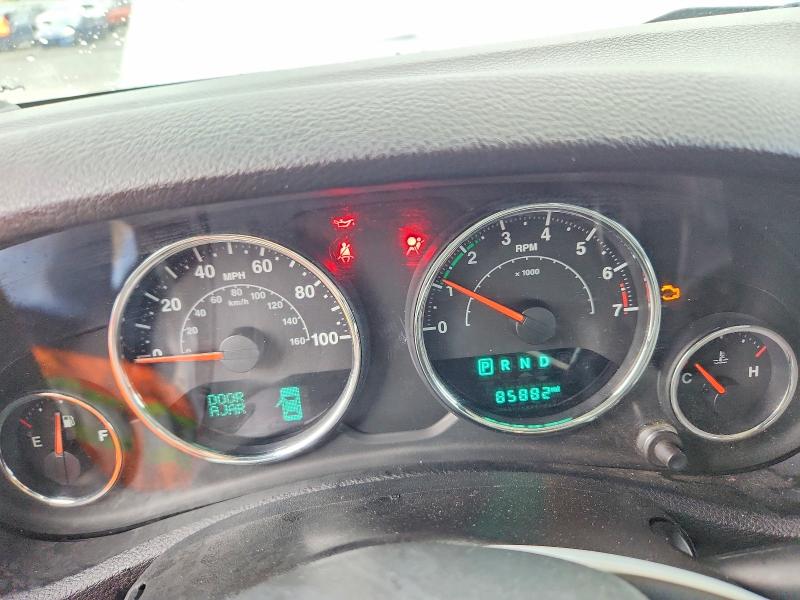 63951116 :رقم المزاد ، 1C4BJWDG7JL820883 vin ، 2018 Jeep Wrangler Unlimited مزاد بيع