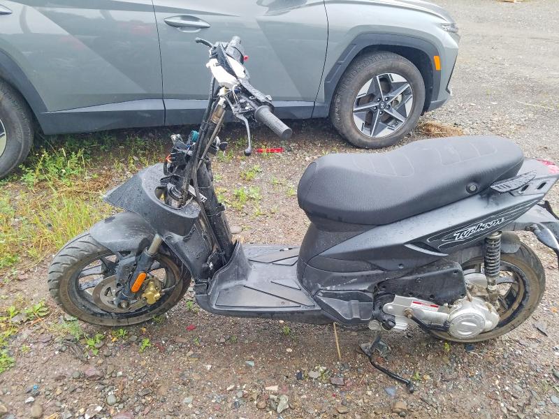 Продажа на аукционе авто 2024 Piaggio Typhoon 50 4t, vin: ZAPC506B0R4005095, номер лота: 63503906