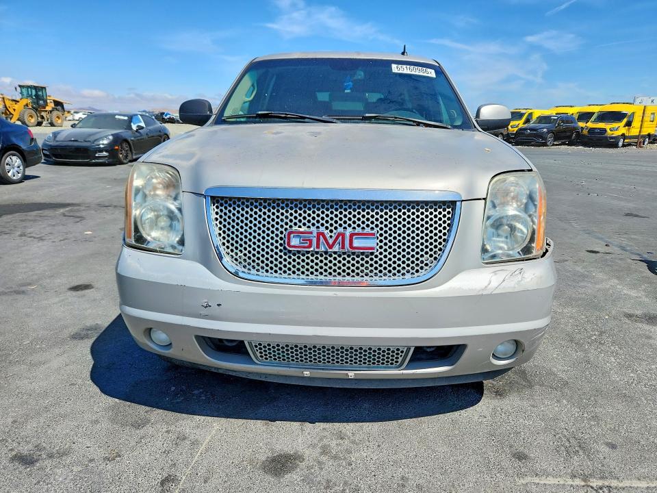 65160986 :رقم المزاد ، 1GKFK16348R116857 vin ، 2008 Gmc Yukon Xl مزاد بيع