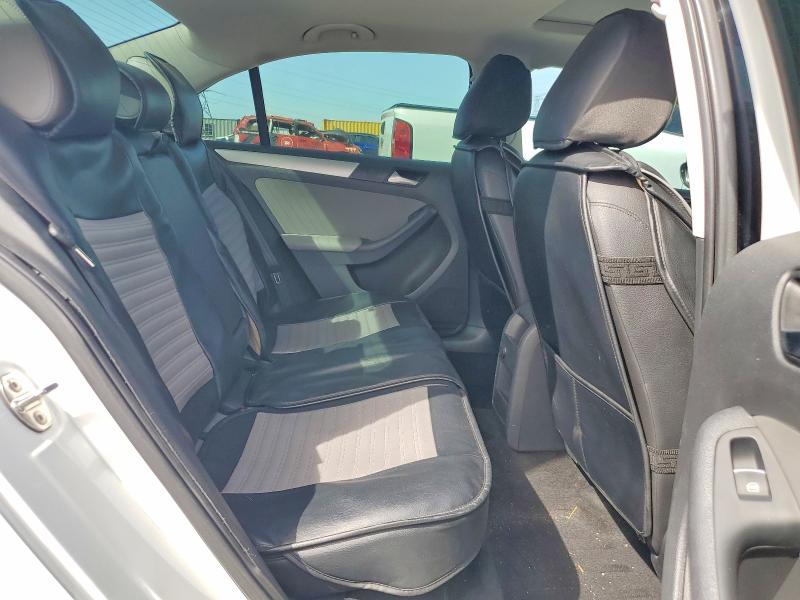 66067316 :رقم المزاد ، 3VW637AJ4GM340855 vin ، 2016 Volkswagen Jetta مزاد بيع