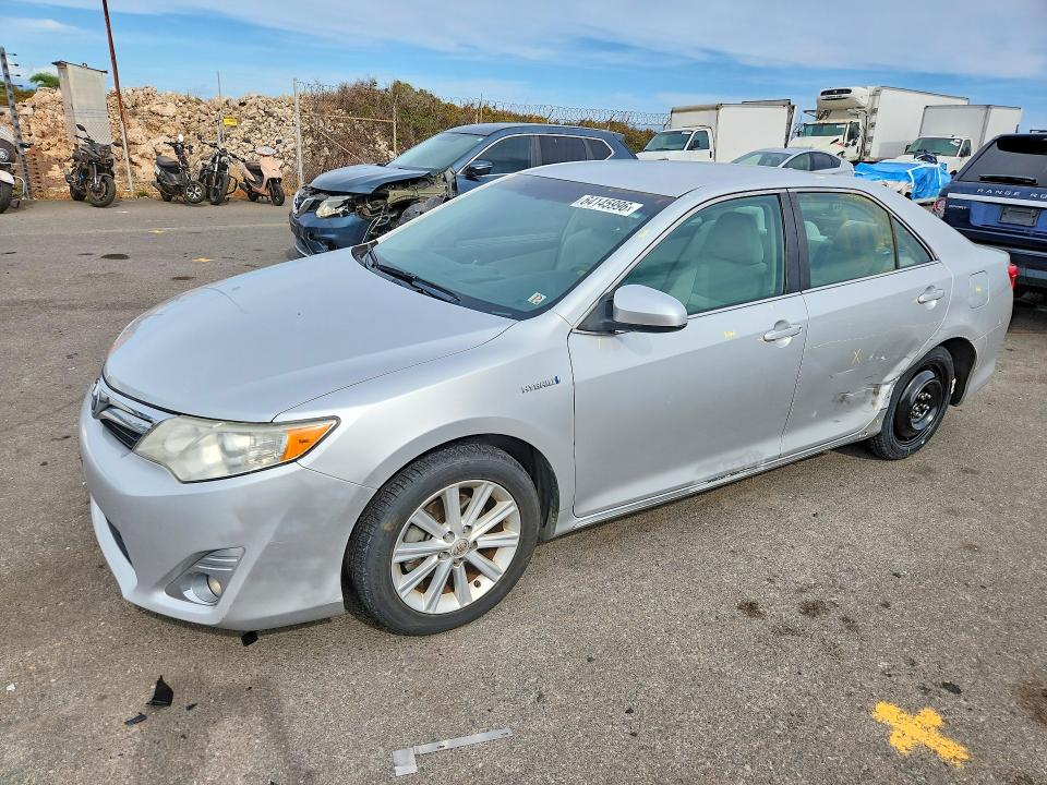 Продажа на аукционе авто 2012 Toyota Camry Hybrid, vin: 4T1BD1FK9CU047824, номер лота: 64145996