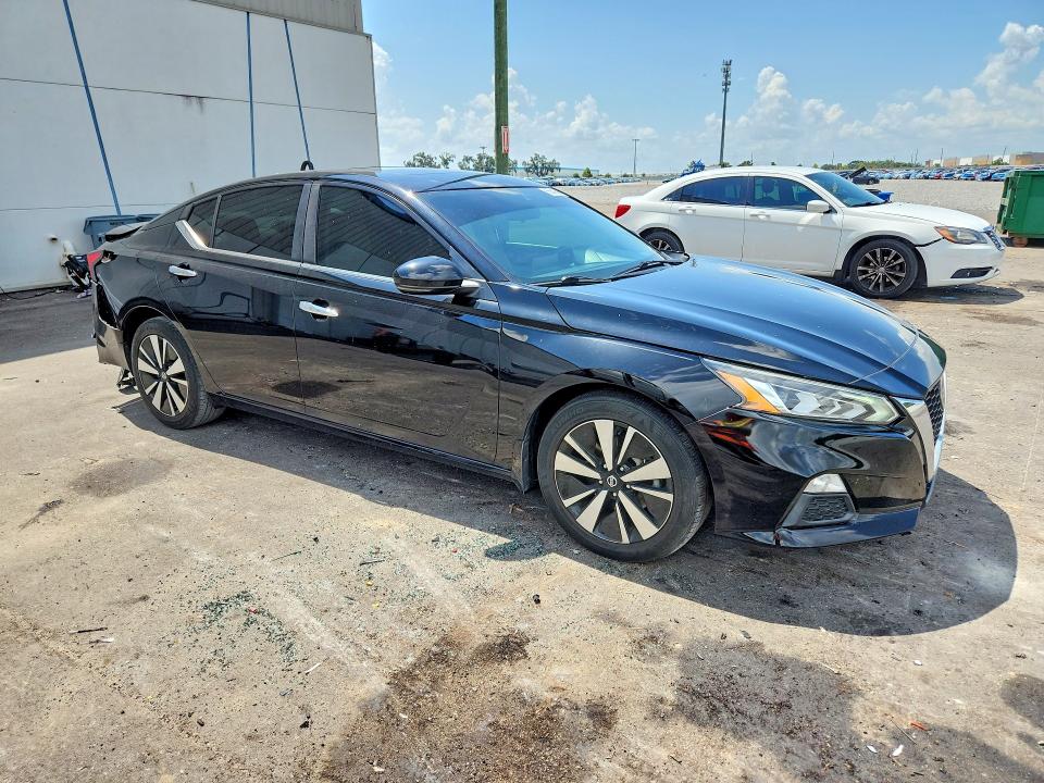 Продажа на аукционе авто 2021 Nissan Altima, vin: 1N4BL4DV1MN301341, номер лота: 65640746
