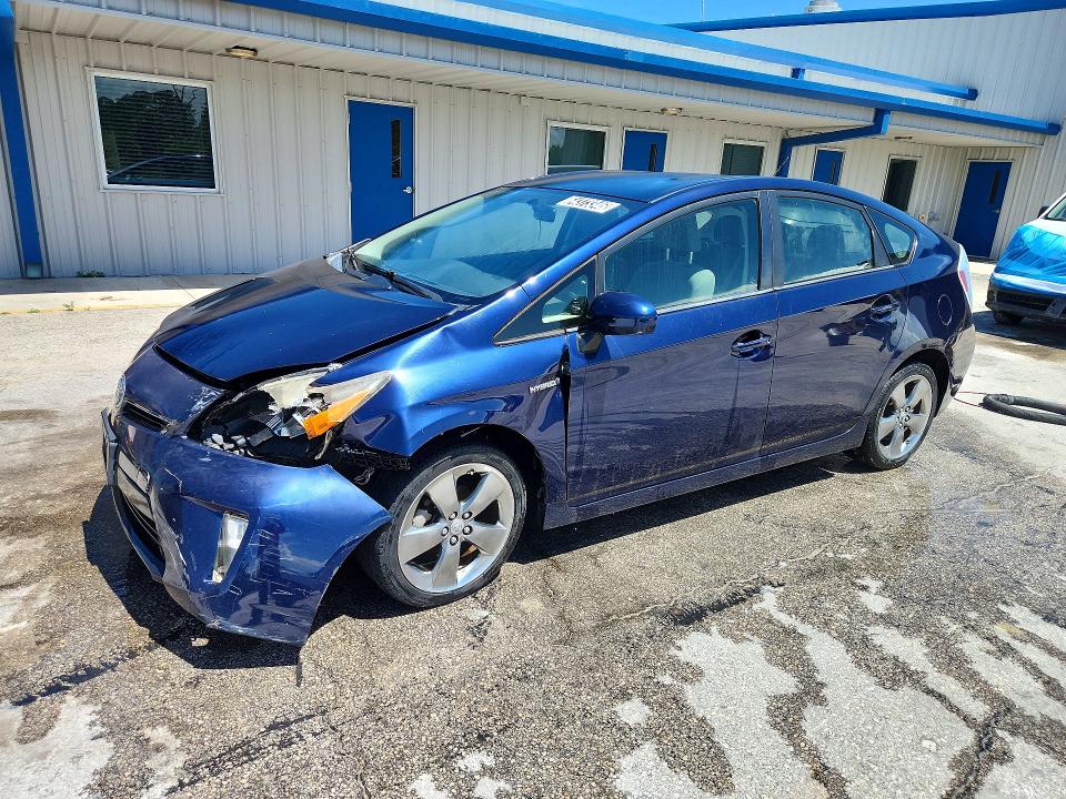 2013 Toyota Prius მანქანა იყიდება აუქციონზე, vin: JTDKN3DU3D0354318, აუქციონის ნომერი: 64373346