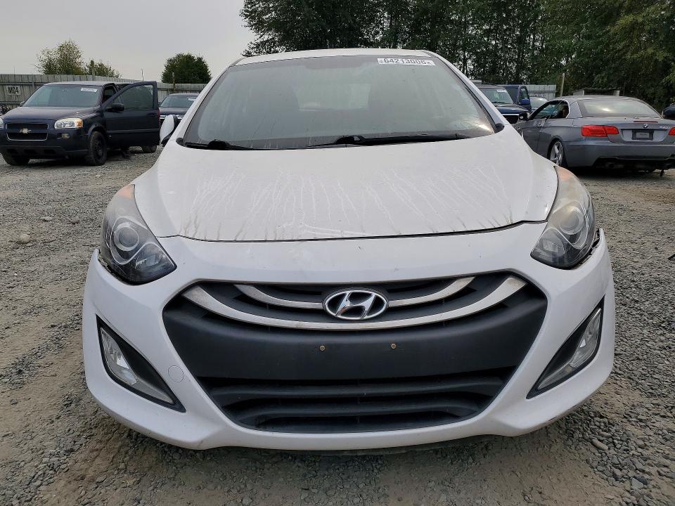 2014 Hyundai Elantra Gt მანქანა იყიდება აუქციონზე, vin: KMHD35LH8EU234289, აუქციონის ნომერი: 64213006