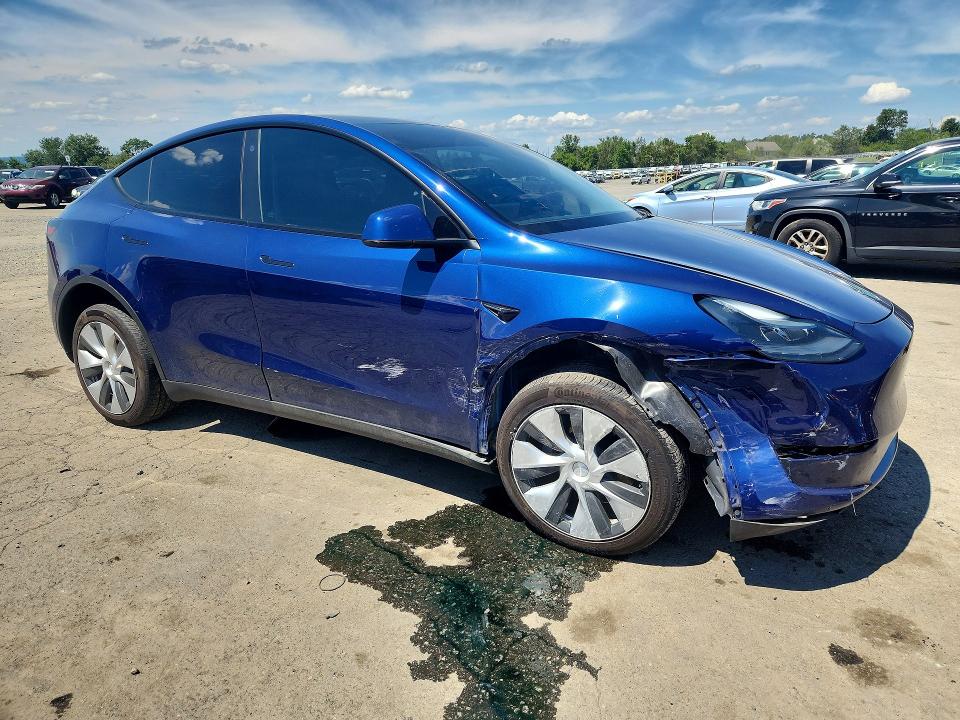 65495256 :رقم المزاد ، 7SAYGDEE2PF663031 vin ، 2023 Tesla Model Y مزاد بيع