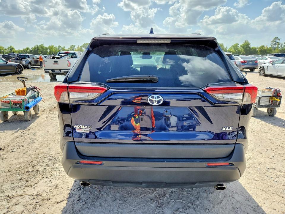 Продажа на аукционе авто 2024 Toyota Rav4, vin: 2T3C1RFV8RW302985, номер лота: 65187126
