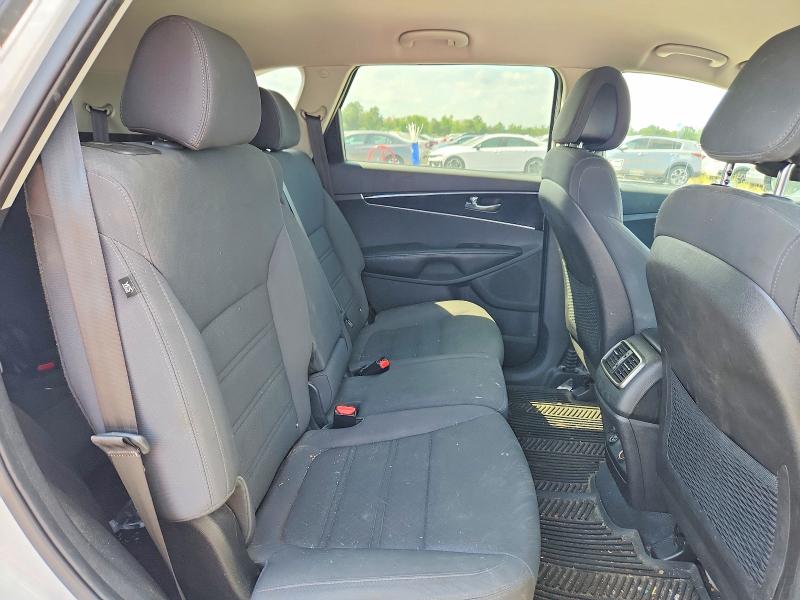 66613246 :رقم المزاد ، 5XYPGDA55GG011706 vin ، 2016 Kia Sorento مزاد بيع