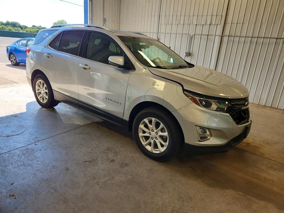 Продажа на аукционе авто 2018 Chevrolet Equinox, vin: 2GNAXSEV0J6105184, номер лота: 66959716