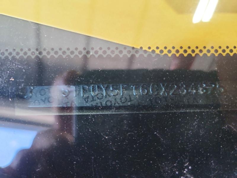 67198986 :رقم المزاد ، 5TFUY5F16CX234825 vin ، 2012 Toyota Tundra مزاد بيع