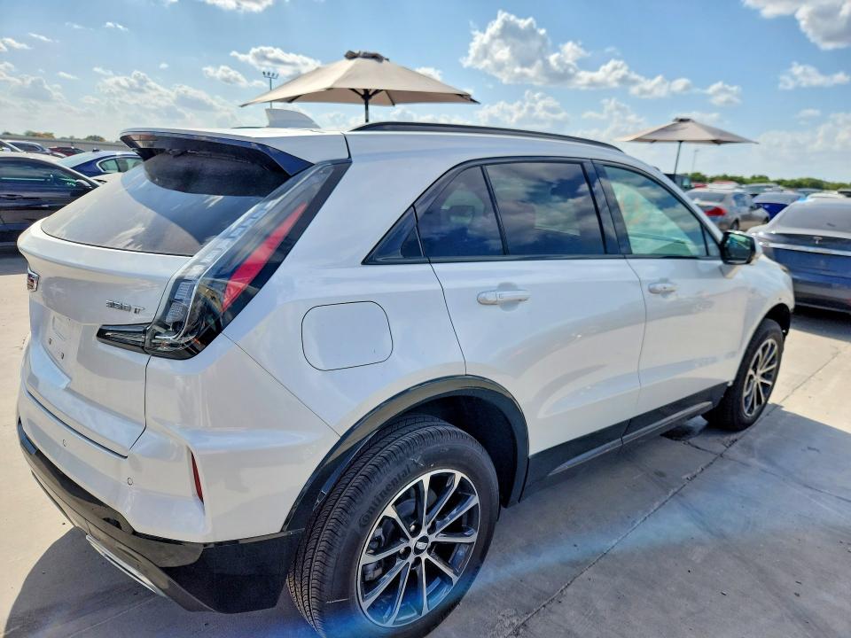 64479316 :رقم المزاد ، 1GYFZER46SF146612 vin ، 2025 Cadillac Xt4 مزاد بيع