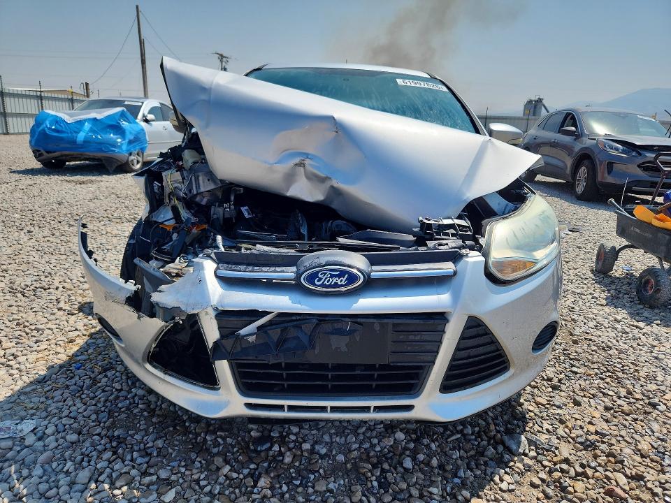 61997826 :رقم المزاد ، 1FADP3K27EL413882 vin ، 2014 Ford Focus مزاد بيع
