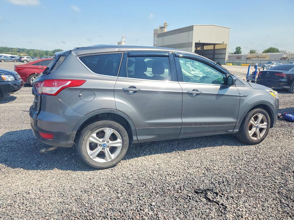 2013 Ford Escape მანქანა იყიდება აუქციონზე, vin: 1FMCU9GX7DUA35136, აუქციონის ნომერი: 65758426
