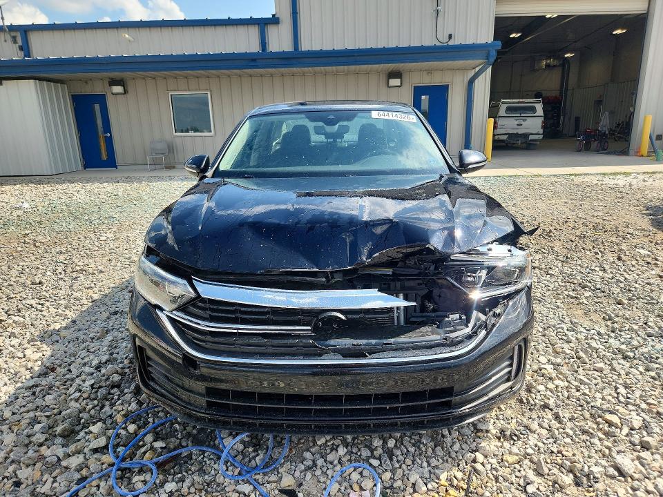 64414326 :رقم المزاد ، 3VWGM7BU9NM031566 vin ، 2022 Volkswagen Jetta مزاد بيع