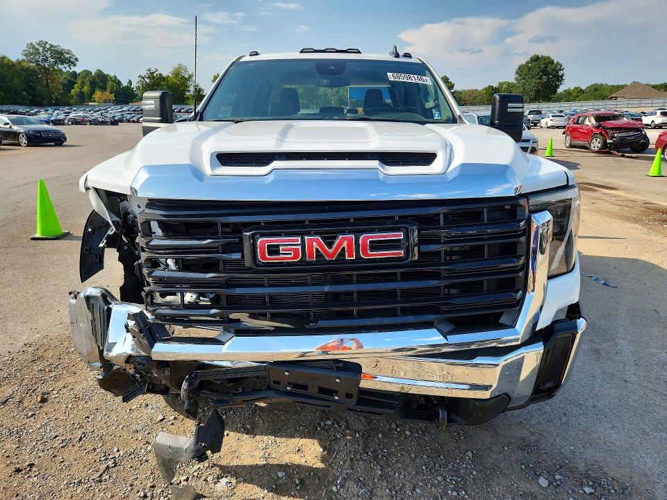 66598146 :رقم المزاد ، 1GT4HLE74SF327356 vin ، 2025 Gmc Sierra مزاد بيع