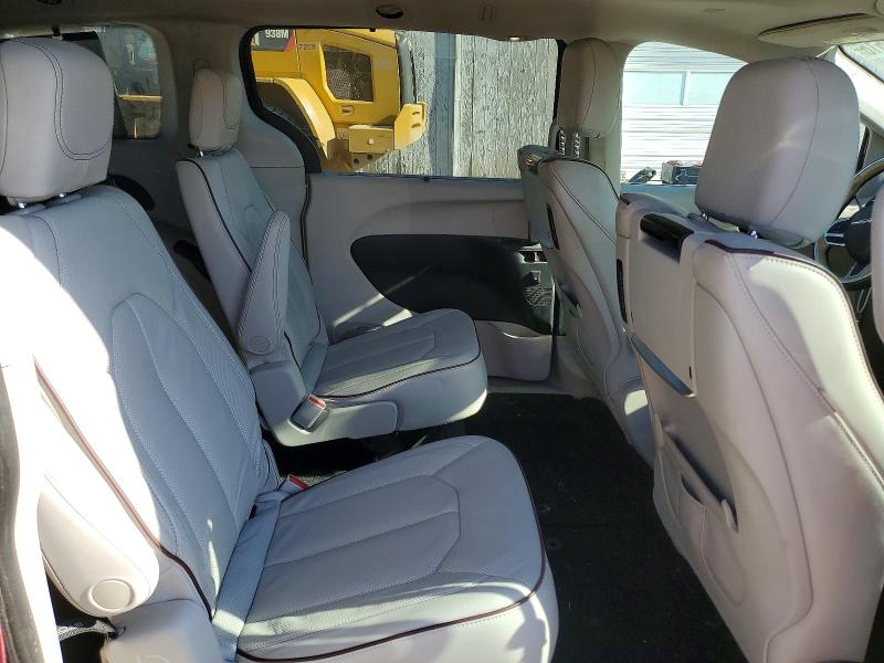 65351516 :رقم المزاد ، 2C4RC1GG1HR836120 vin ، 2017 Chrysler Pacifica مزاد بيع
