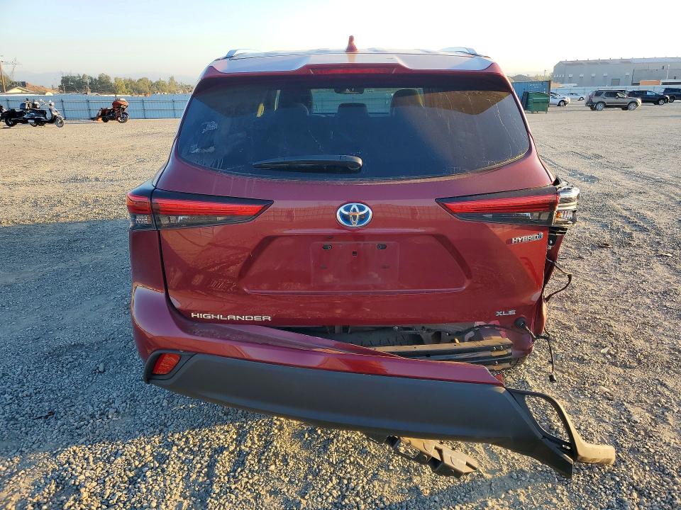 Aukcja sprzedaży 2021 Toyota Highlander, vin: 5TDGBRCHXMS060739, numer aukcji: 64259986