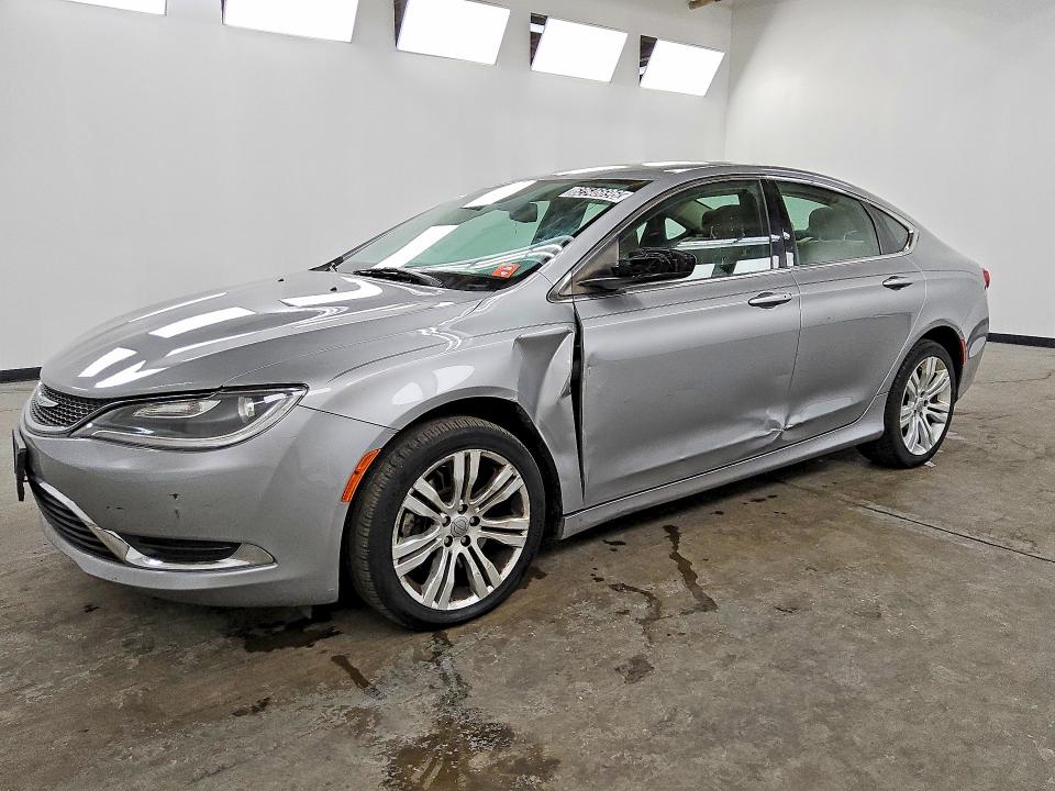 62546696 :رقم المزاد ، 1C3CCCAB2FN532582 vin ، 2015 Chrysler 200 مزاد بيع