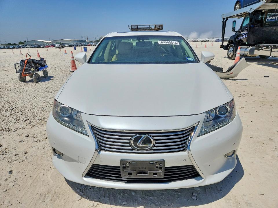 2013 Lexus Es მანქანა იყიდება აუქციონზე, vin: JTHBK1GG5D2025397, აუქციონის ნომერი: 63590616