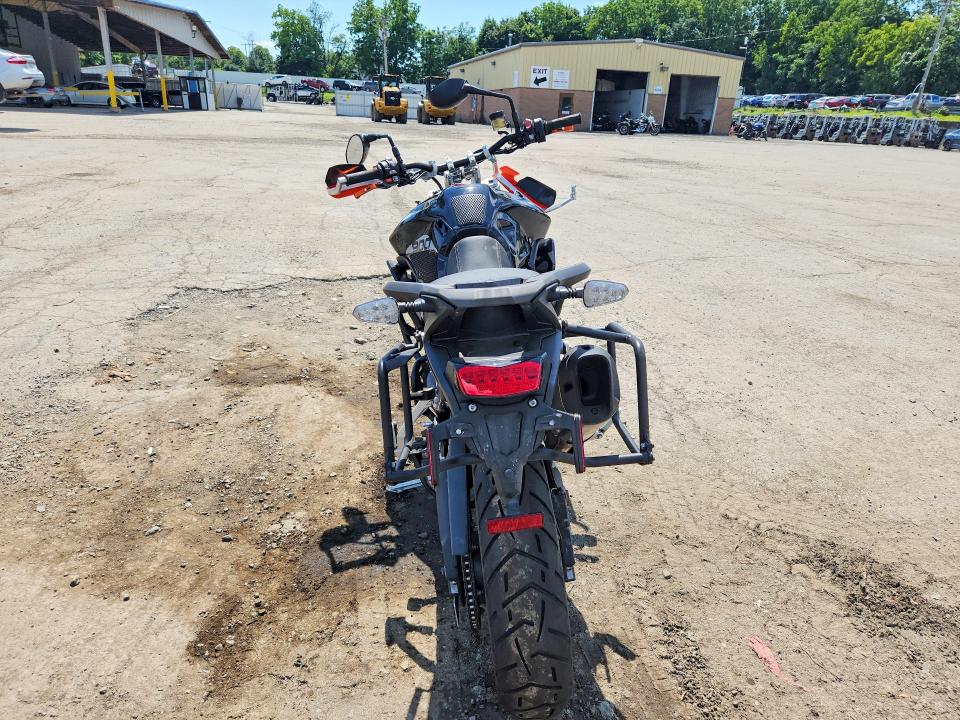64664056 :رقم المزاد ، SMTE64DF6MTAF5017 vin ، 2021 Triumph Motorcycle Tiger مزاد بيع