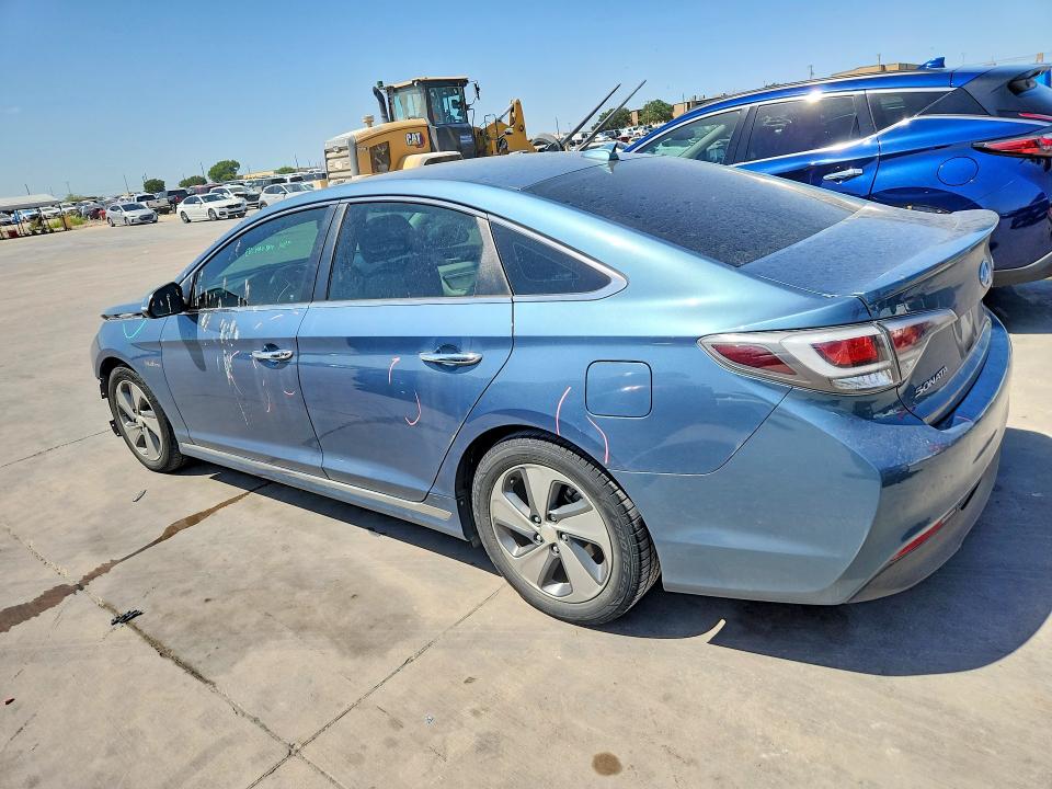 2016 Hyundai Sonata Hybrid მანქანა იყიდება აუქციონზე, vin: KMHE34L10GA020693, აუქციონის ნომერი: 63364686