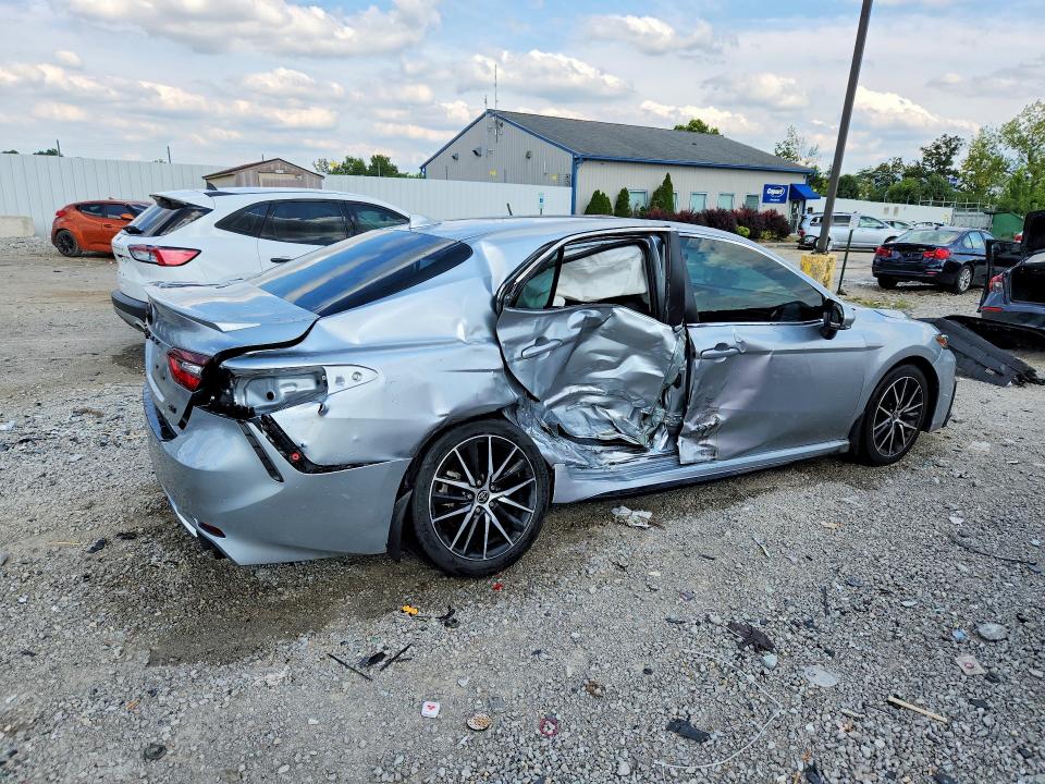 Aukcja sprzedaży 2023 Toyota Camry, vin: 4T1G11AK1PU828879, numer aukcji: 63873006
