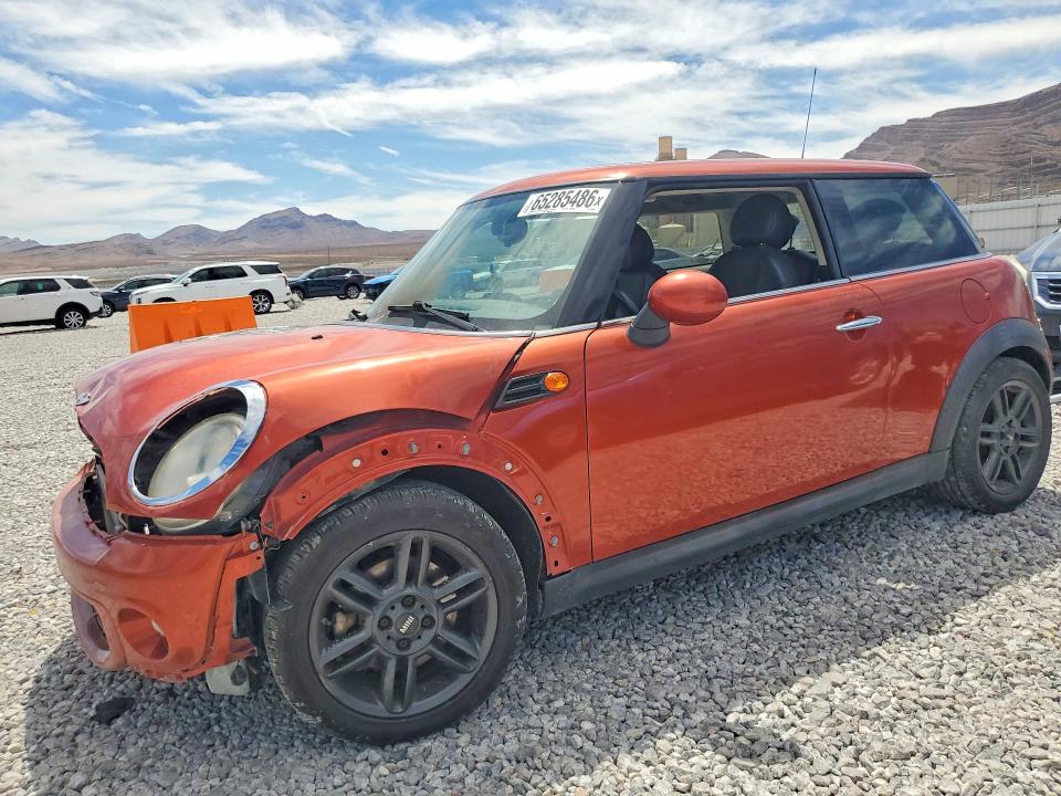 Auction sale of the 2011 Mini Cooper, vin: WMWSU3C56BT099220, lot number: 65285486