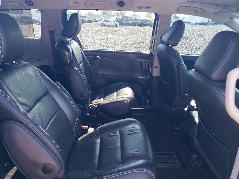 Продажа на аукционе авто 2017 Toyota Sienna, vin: 5TDXZ3DC2HS821149, номер лота: 63641596