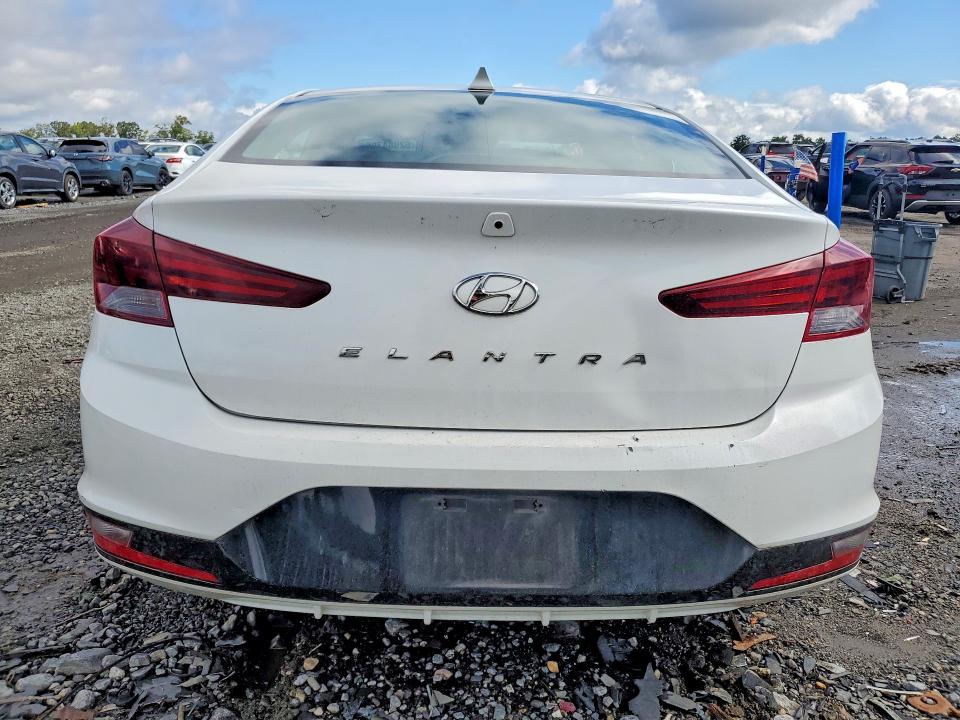 62984706 :رقم المزاد ، 5NPD84LFXLH631301 vin ، 2020 Hyundai Elantra مزاد بيع