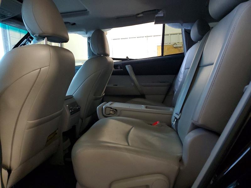 Продажа на аукционе авто 2013 Toyota Highlander, vin: 5TDBK3EH8DS222968, номер лота: 63937366
