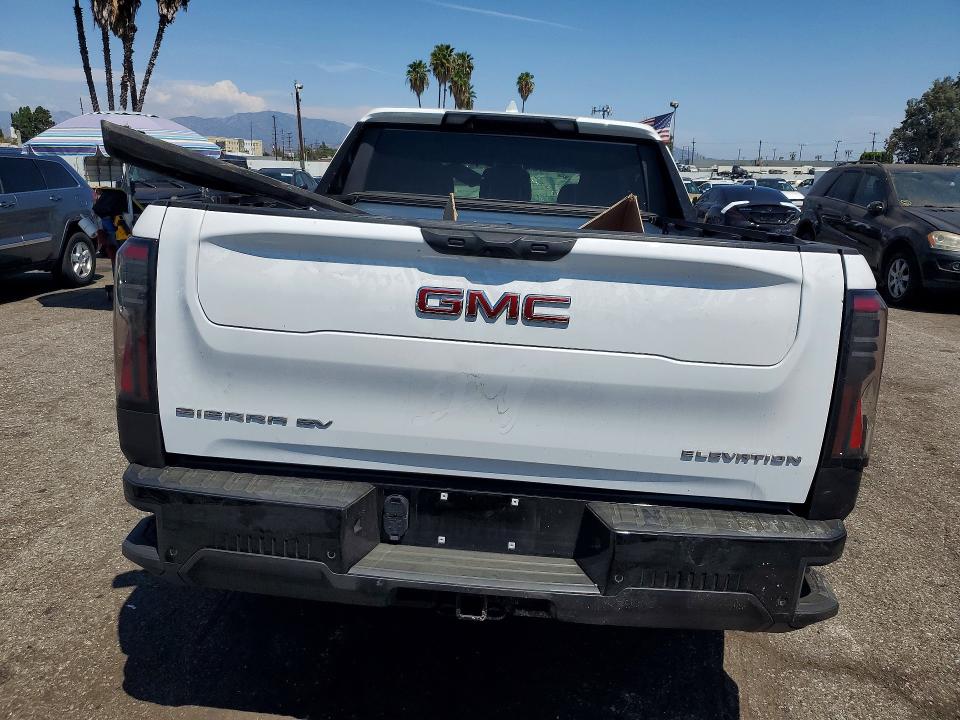 64496146 :رقم المزاد ، 1GT1ETED9TU408769 vin ، 2026 Gmc Sierra مزاد بيع