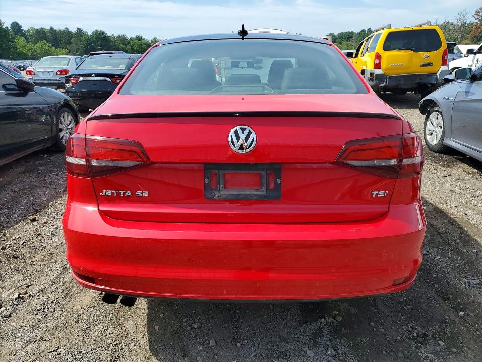 Продажа на аукционе авто 2018 Volkswagen Jetta 4d Gli 2.0t Ab, vin: 3VWD17AJ9JM229402, номер лота: 65673576