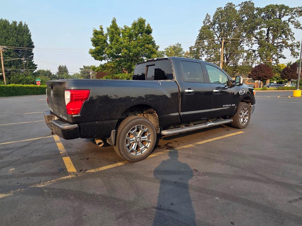 Продаж на аукціоні авто 2017 Nissan Titan Xd, vin: 1N6BA1F40HN569738, номер лоту: 64047626