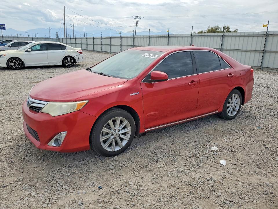 2012 Toyota Camry Hybrid მანქანა იყიდება აუქციონზე, vin: 4T1BD1FK8CU008643, აუქციონის ნომერი: 64666426