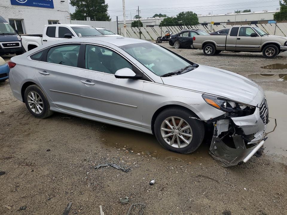 65530346 :رقم المزاد ، 5NPE24AF3KH801571 vin ، 2019 Hyundai Sonata مزاد بيع