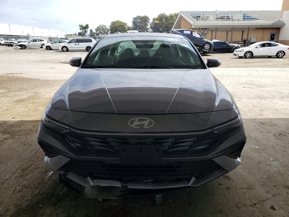 2025 Hyundai Elantra Hybrid მანქანა იყიდება აუქციონზე, vin: KMHLM4DJ6SU148978, აუქციონის ნომერი: 65190246