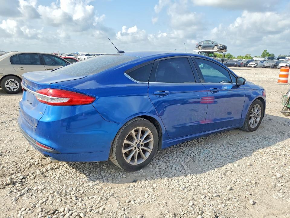 63578176 :رقم المزاد ، 3FA6P0H76HR383175 vin ، 2017 Ford Fusion مزاد بيع