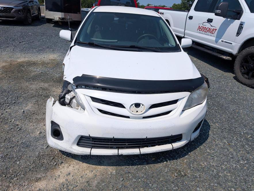 62494926 :رقم المزاد ، 2T1BU4EE9BC714582 vin ، 2011 Toyota Corolla مزاد بيع