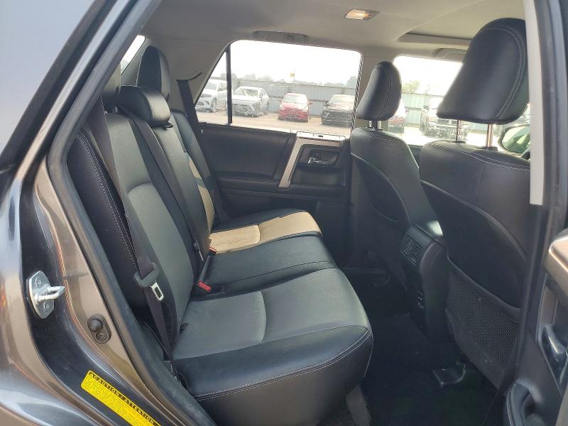 Продажа на аукционе авто 2017 Toyota 4runner, vin: JTEBU5JR5H5429331, номер лота: 64385506