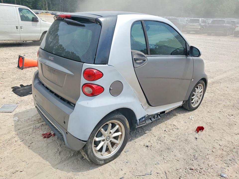 Продажа на аукционе авто 2013 Smart Fortwo, vin: WMEEJ3BA2DK688749, номер лота: 64500916