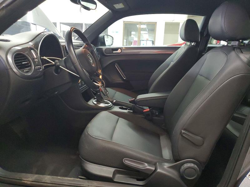63750196 :رقم المزاد ، 3VWJ17AT5GM605817 vin ، 2016 Volkswagen Beetle مزاد بيع