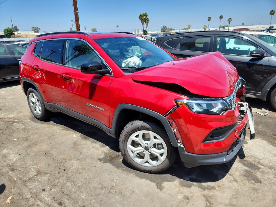63876826 :رقم المزاد ، 3C4NJDBN7ST546867 vin ، 2025 Jeep Compass مزاد بيع